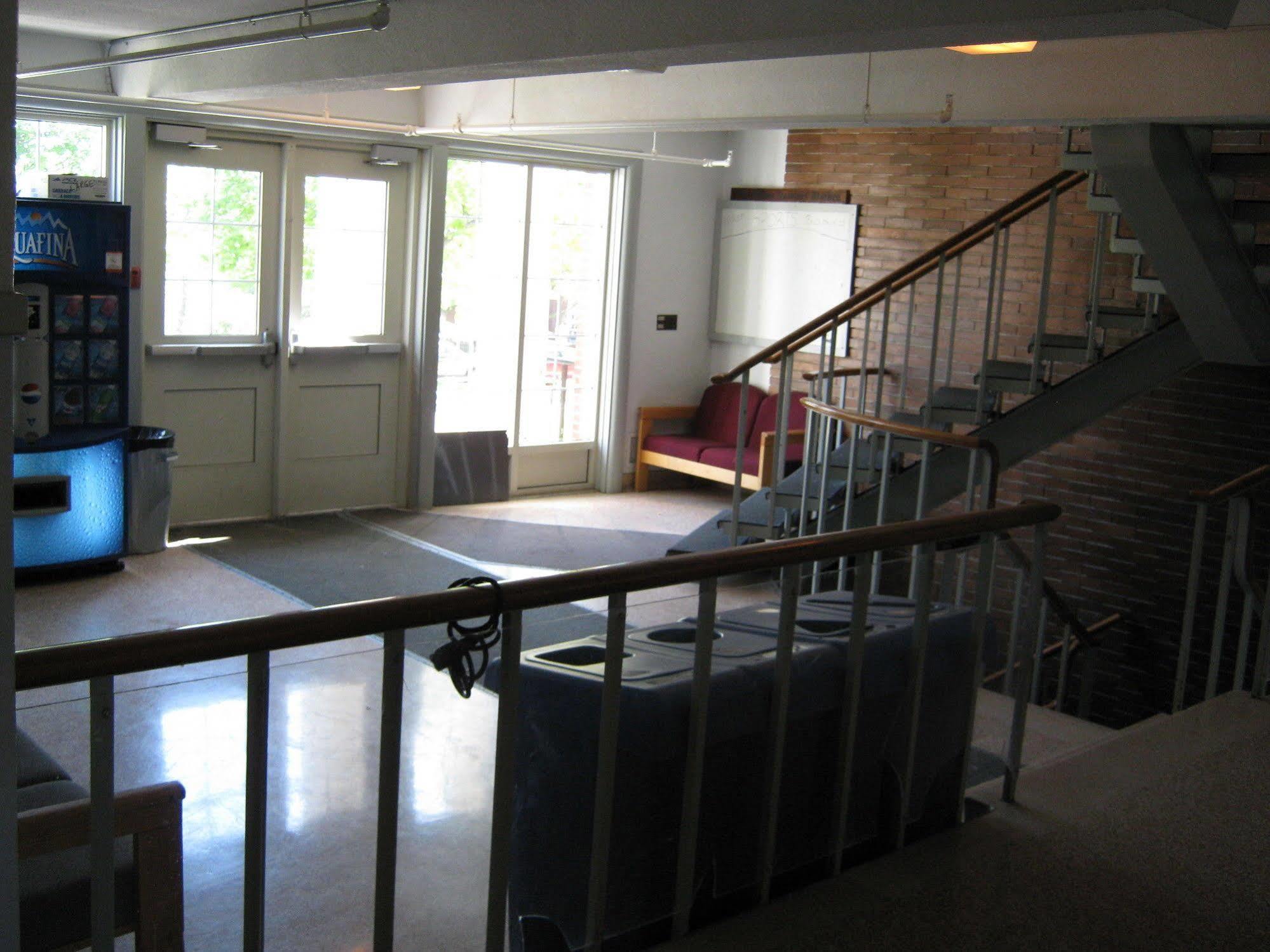 Unb Fredericton Accommodations Esterno foto