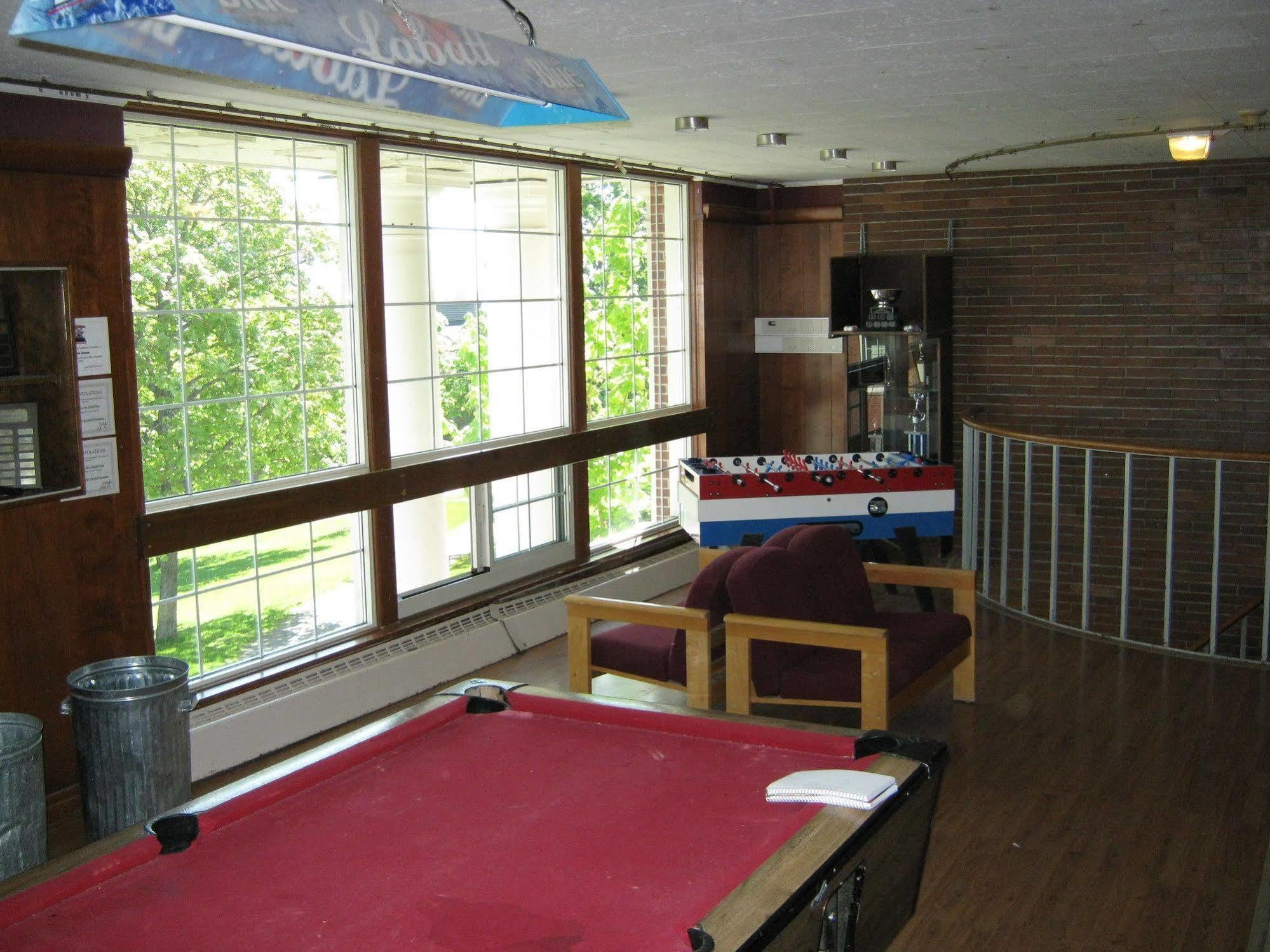 Unb Fredericton Accommodations Esterno foto