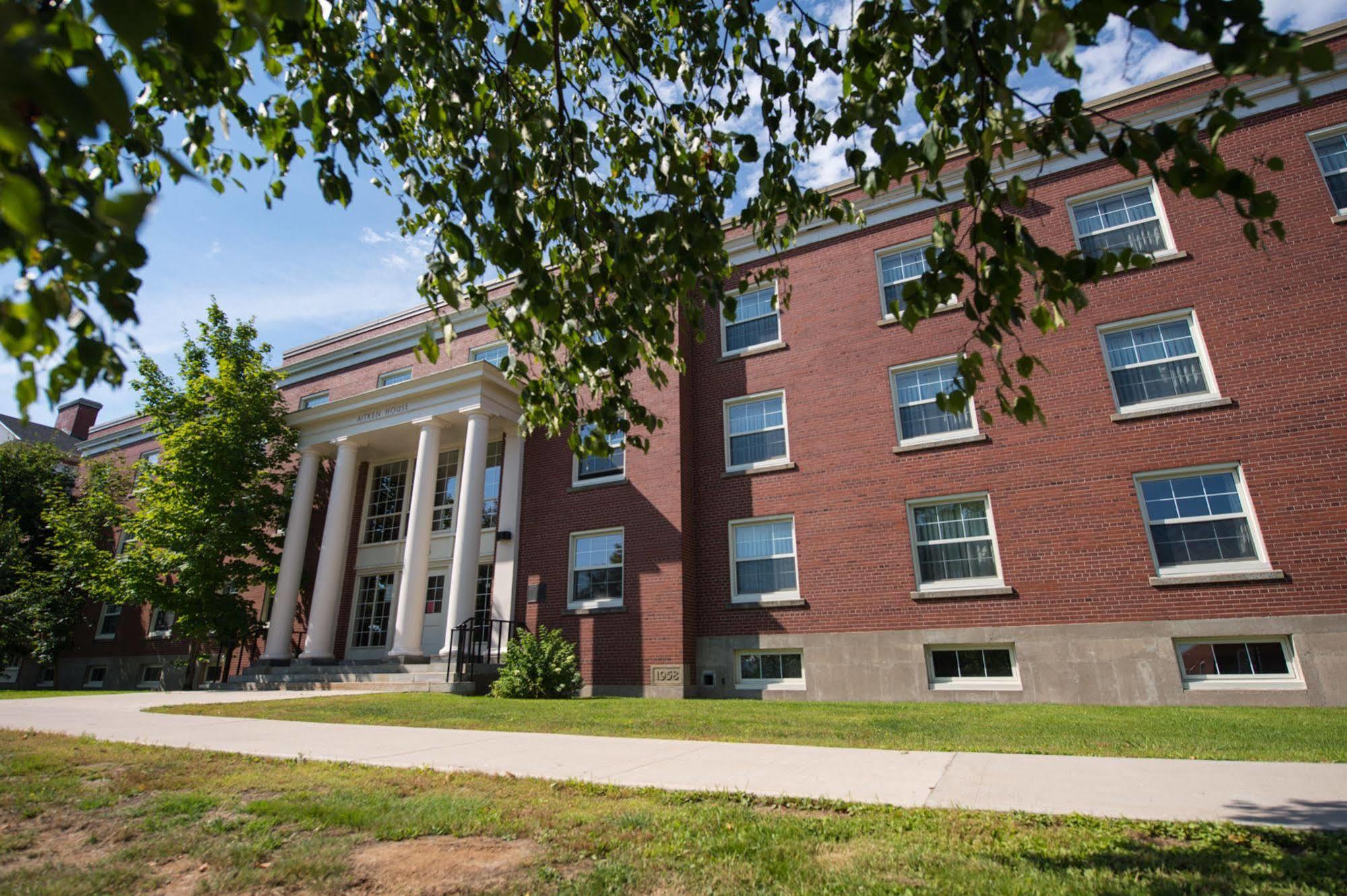 Unb Fredericton Accommodations Esterno foto